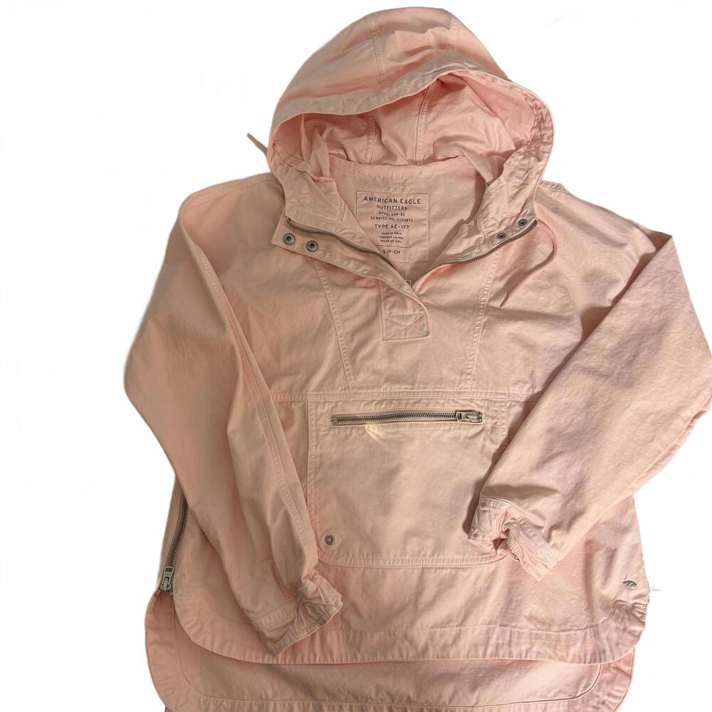 American Eagle Outfitters Pink Cotton Anorak Hoodie. Front zip pocket. SZ Small